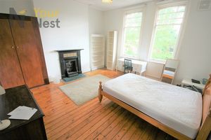 Photo 17- click for photo gallery